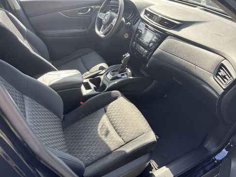 Used 2017 Nissan Rogue S AWD/4WD image 15