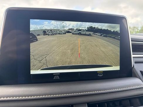 Used 2023 Chevrolet Tahoe Premier RWD image 40