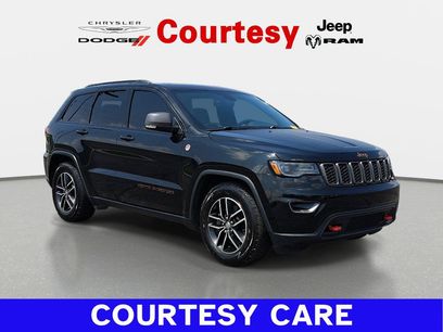 Used 2018 Jeep Grand Cherokee Trailhawk w/ Trailhawk Luxury Group