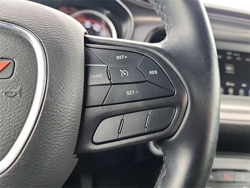 Used 2023 Dodge Challenger SXT image 25