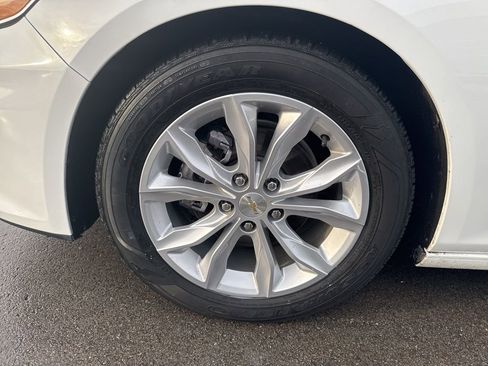 Used 2023 Chevrolet Malibu LT image 28