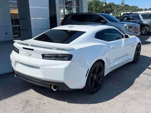 Certified 2018 Chevrolet Camaro SS RWD image 3