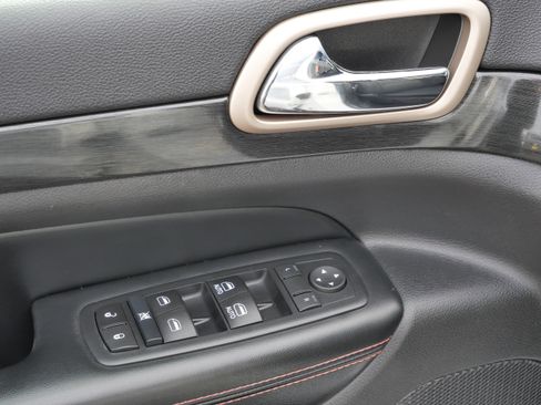 Used 2017 Jeep Grand Cherokee Limited 75th Anniversary image 19