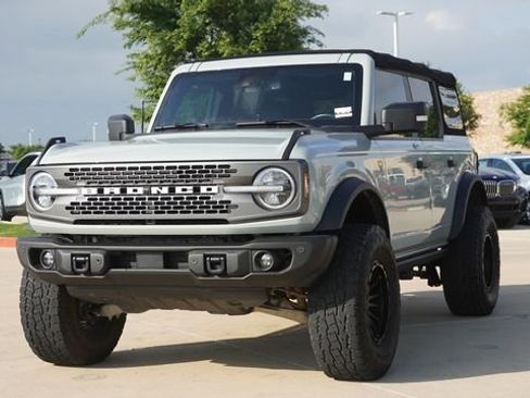 Used 2022 Ford Bronco Badlands AWD/4WD image 3