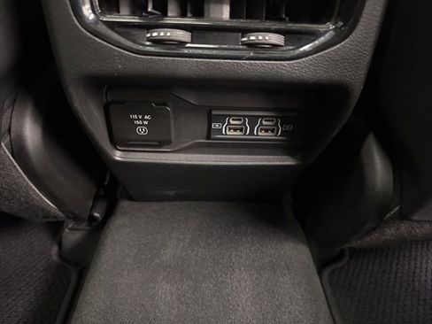 Used 2024 Jeep Grand Cherokee Summit image 33