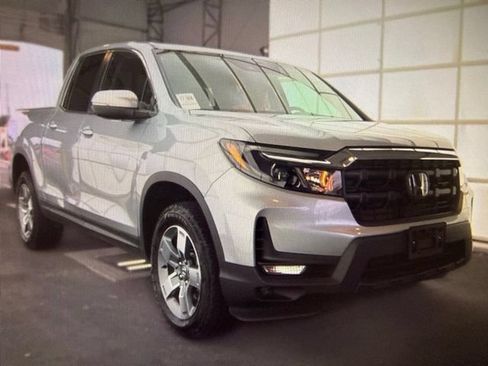 Used 2025 Honda Ridgeline RTL image 7