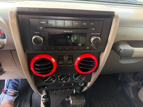 Used 2010 Jeep Wrangler Sport AWD/4WD image 19