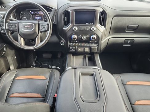 Used 2021 GMC Sierra 2500 AT4 w/ AT4 Premium Plus Package image 12