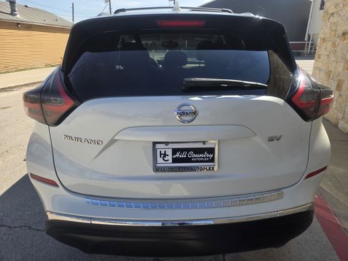 Used 2019 Nissan Murano SV image 16