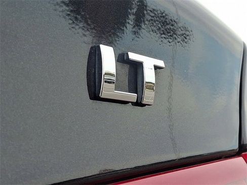 Used 2023 Chevrolet Malibu LT image 31