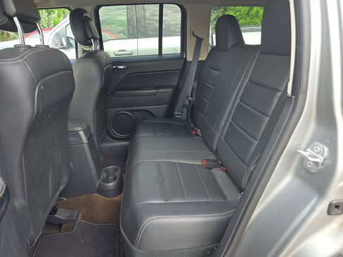 Used 2015 Jeep Patriot High Altitude FWD image 7