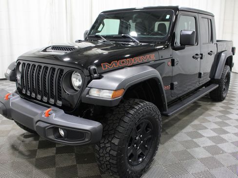 Used 2023 Jeep Gladiator Mojave w/ Cold Weather Group AWD/4WD image 35