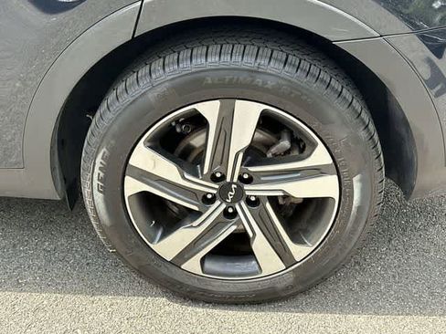 Used 2023 Kia Sorento EX AWD/4WD image 5