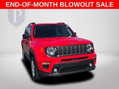 Used 2022 Jeep Renegade Latitude image 13
