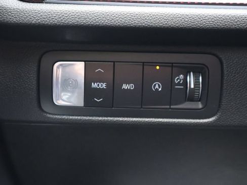 Used 2026 Chevrolet Traverse RS AWD/4WD image 14