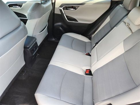 Used 2023 Toyota RAV4 Limited image 21