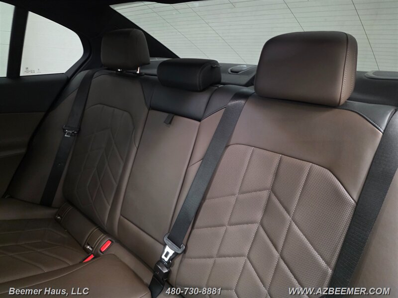 Used 2024 BMW i5 eDrive40i w/ M Sport Package RWD image 31