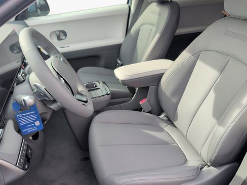 New 2026 Hyundai Ioniq 5 SEL image 9