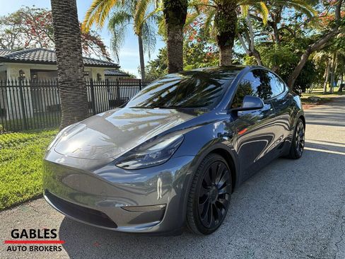 Used 2021 Tesla Model Y Performance AWD/4WD image 11