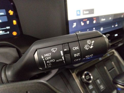 Used 2024 Lexus GX 550 image 17