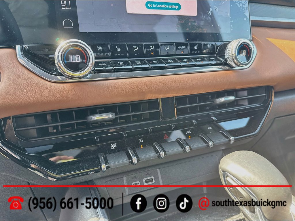 Used 2026 GMC Canyon AT4 w/ AT4 Premium Package AWD/4WD image 19