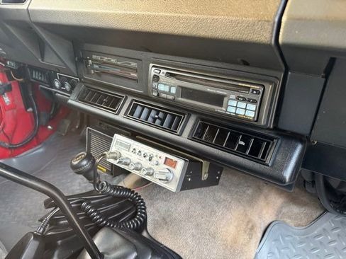 Used 1995 Jeep Wrangler SE image 27