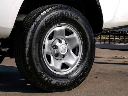 Used 2021 Toyota Tacoma SR image 50