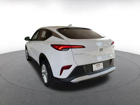 Used 2025 Buick Envista Preferred image 11