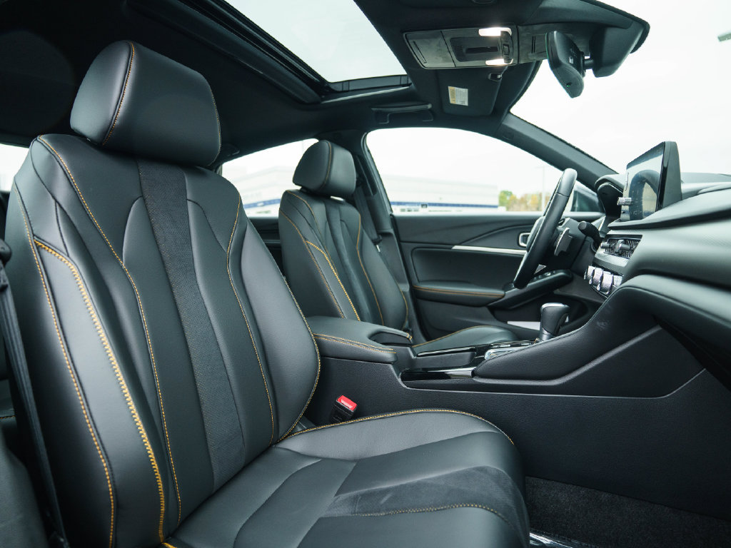 Used 2026 Acura Integra A-Spec w/ Technology Package FWD image 8