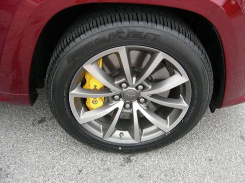 Used 2018 Jeep Grand Cherokee Trackhawk w/ Trailer Tow Group IV AWD/4WD image 6