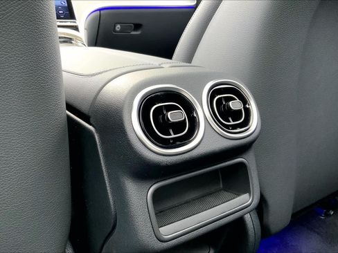New 2027 Mercedes-Benz GLC 300 4MATIC image 22