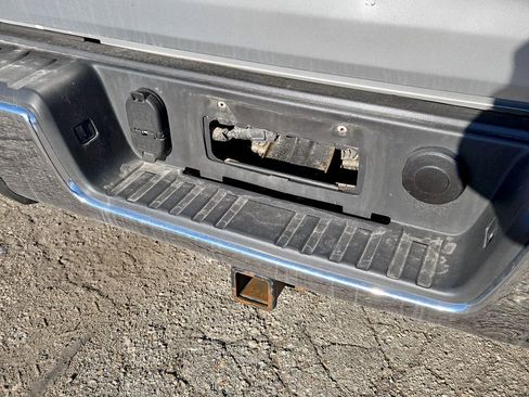 Used 2016 GMC Canyon SLT w/ Driver Alert Package image 34