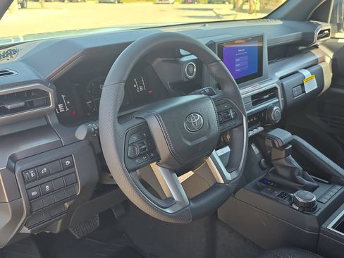 New 2026 Toyota 4Runner SR5 AWD/4WD image 12