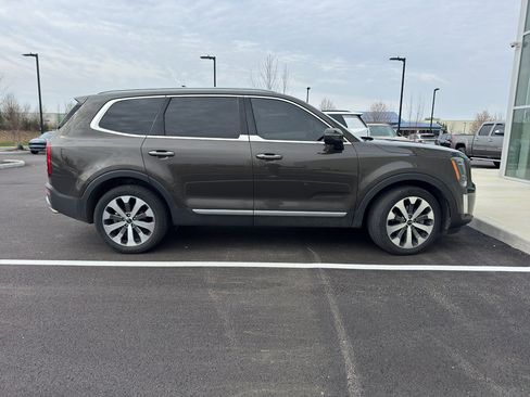 Used 2021 Kia Telluride S image 5