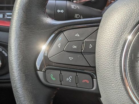 Certified 2022 Jeep Renegade Trailhawk AWD/4WD image 18