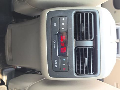 Used 2012 MAZDA CX-9 Grand Touring w/ Moonroof & Bose Audio Pkg FWD image 13