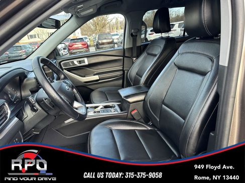 Used 2021 Ford Explorer XLT w/ Equipment Group 202A image 14