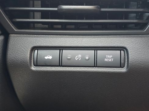 Certified 2024 Nissan Altima 2.5 SV FWD image 22