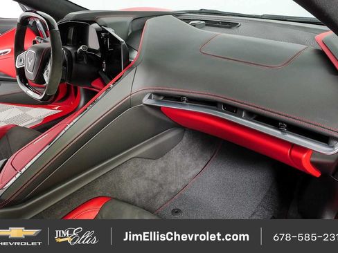 Certified 2024 Chevrolet Corvette Z06 w/ Chrome Exterior Badge Package RWD image 19