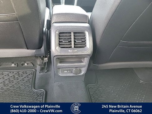 Certified 2022 Volkswagen Tiguan SE R-Line image 48