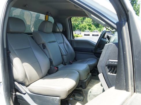 Used 2020 Ford F550 4x4 Regular Cab Super Duty image 27