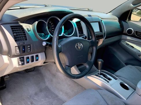 Used 2008 Toyota Tacoma PreRunner RWD image 16