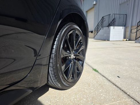 Used 2021 Toyota Corolla SE image 11