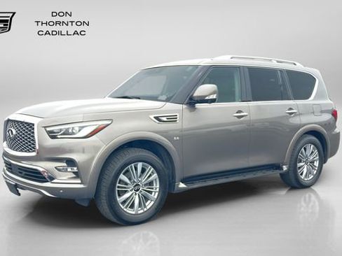 Used 2019 INFINITI QX80 Luxe AWD/4WD image 3