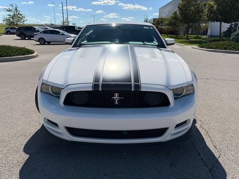 Used 2013 Ford Mustang Boss 302 w/ Boss 302 Accessory Pkg RWD image 2