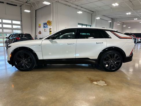 Used 2024 Cadillac Lyriq Sport w/ Nappa Leather Package image 5