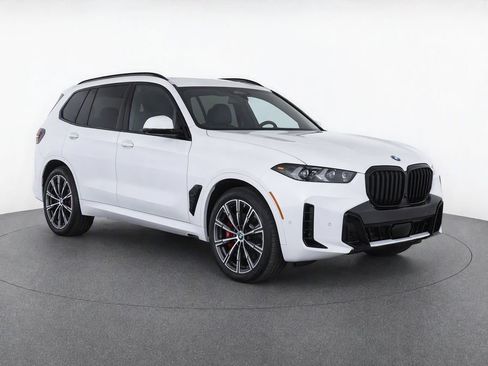 Used 2024 BMW X5 xDrive40i w/ M Sport Package AWD/4WD image 2