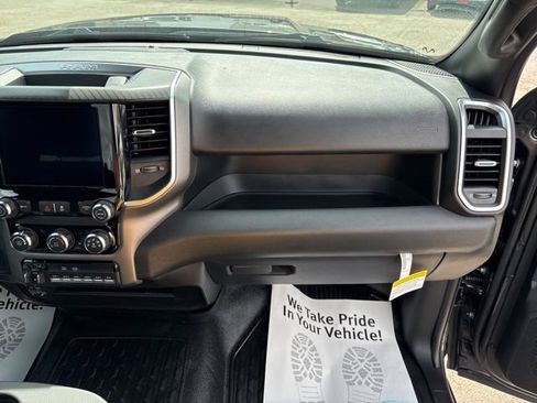 New 2026 RAM 3500 Big Horn AWD/4WD image 33