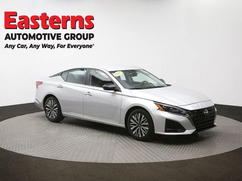 Used 2024 Nissan Altima 2.5 SV image 48