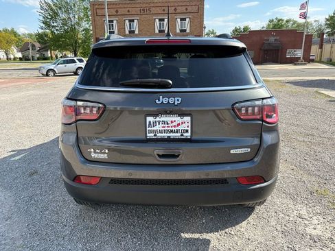Used 2018 Jeep Compass Latitude w/ Popular Equipment Group AWD/4WD image 24